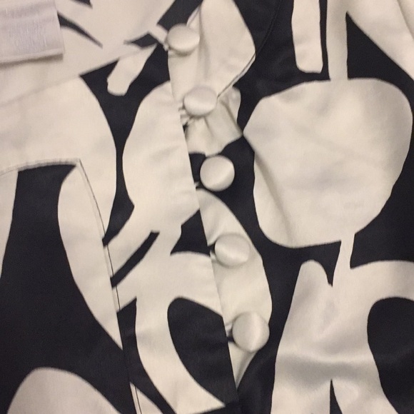 Shirt - Picture 2 of 3